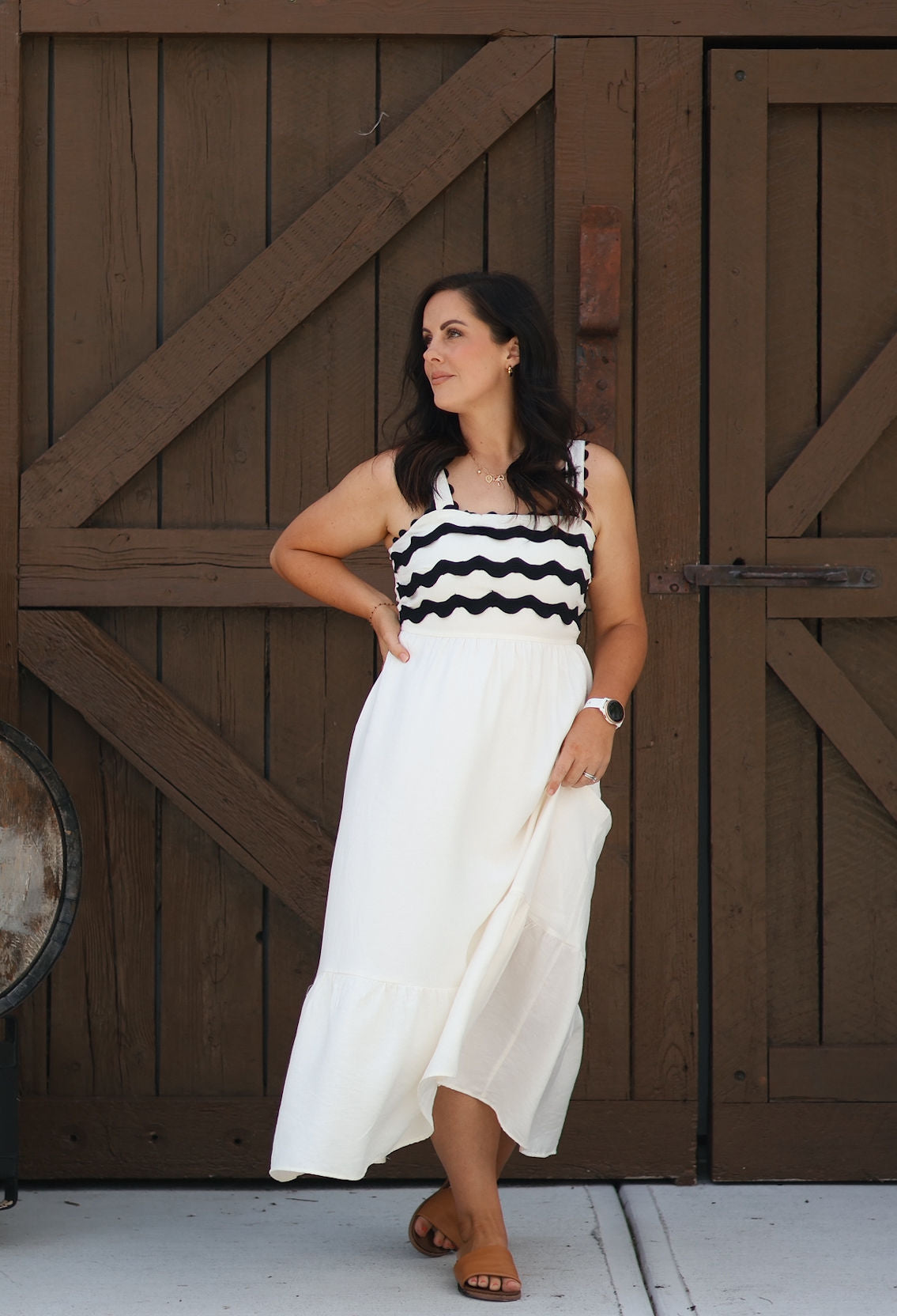 Amren Wavy Detail Midi Dress