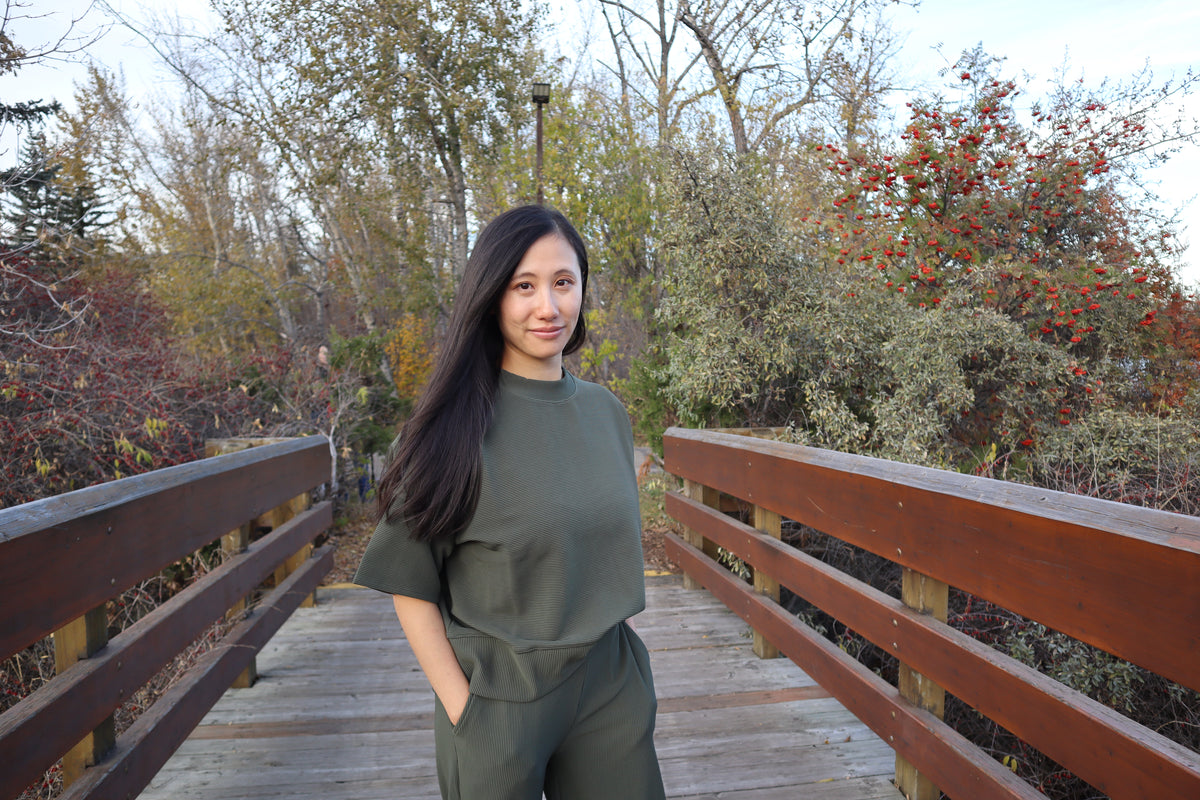 Ribbed Round Neck Tee - Olive