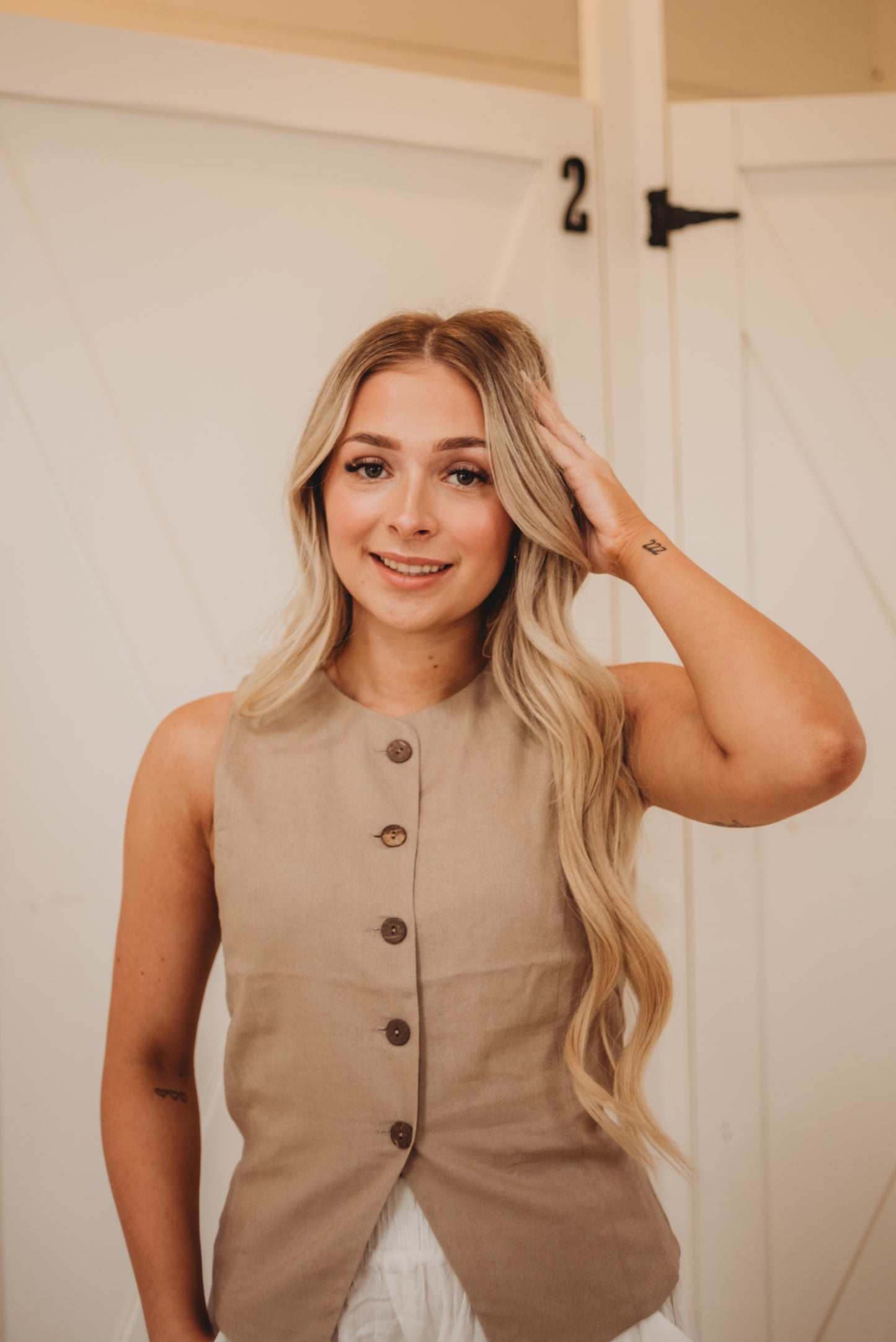 Jaclyn Linen Button Vest- Mocha