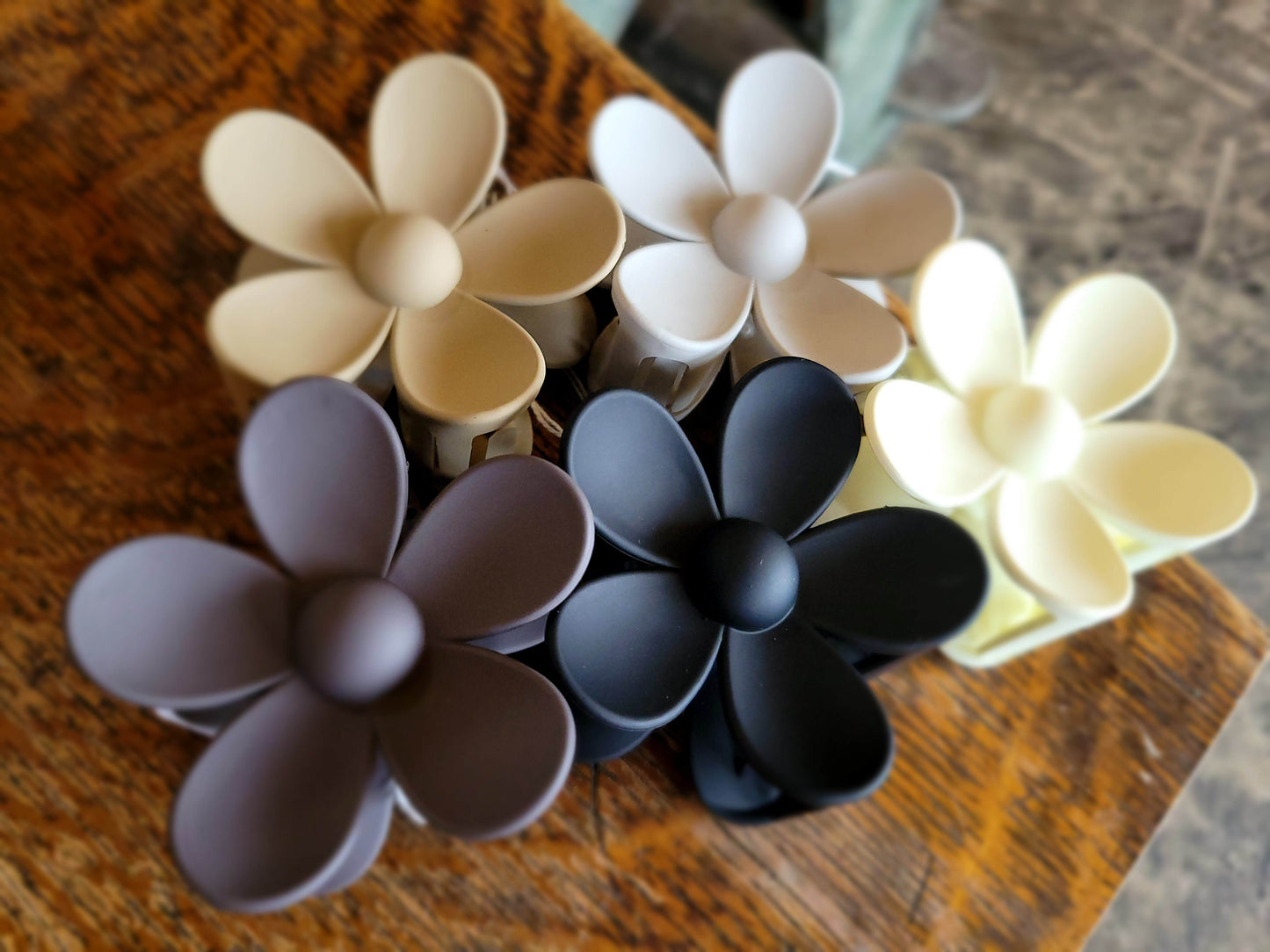 Hylah Hair Clip (available in multiple colors)