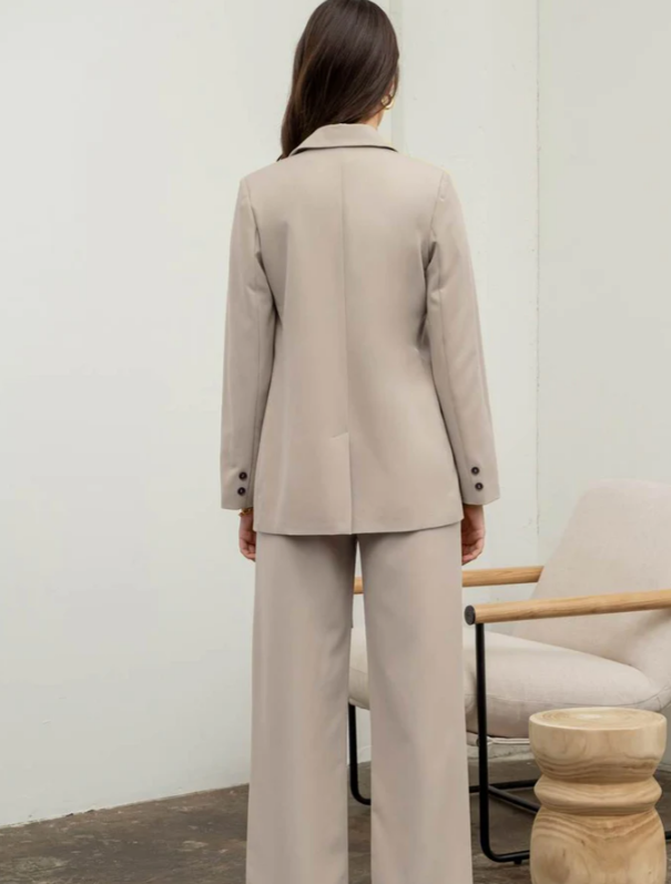 Amy Long Sleeve Blazer - Oatmeal