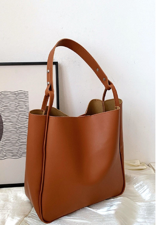 Blake Shoulder Tote - Camel