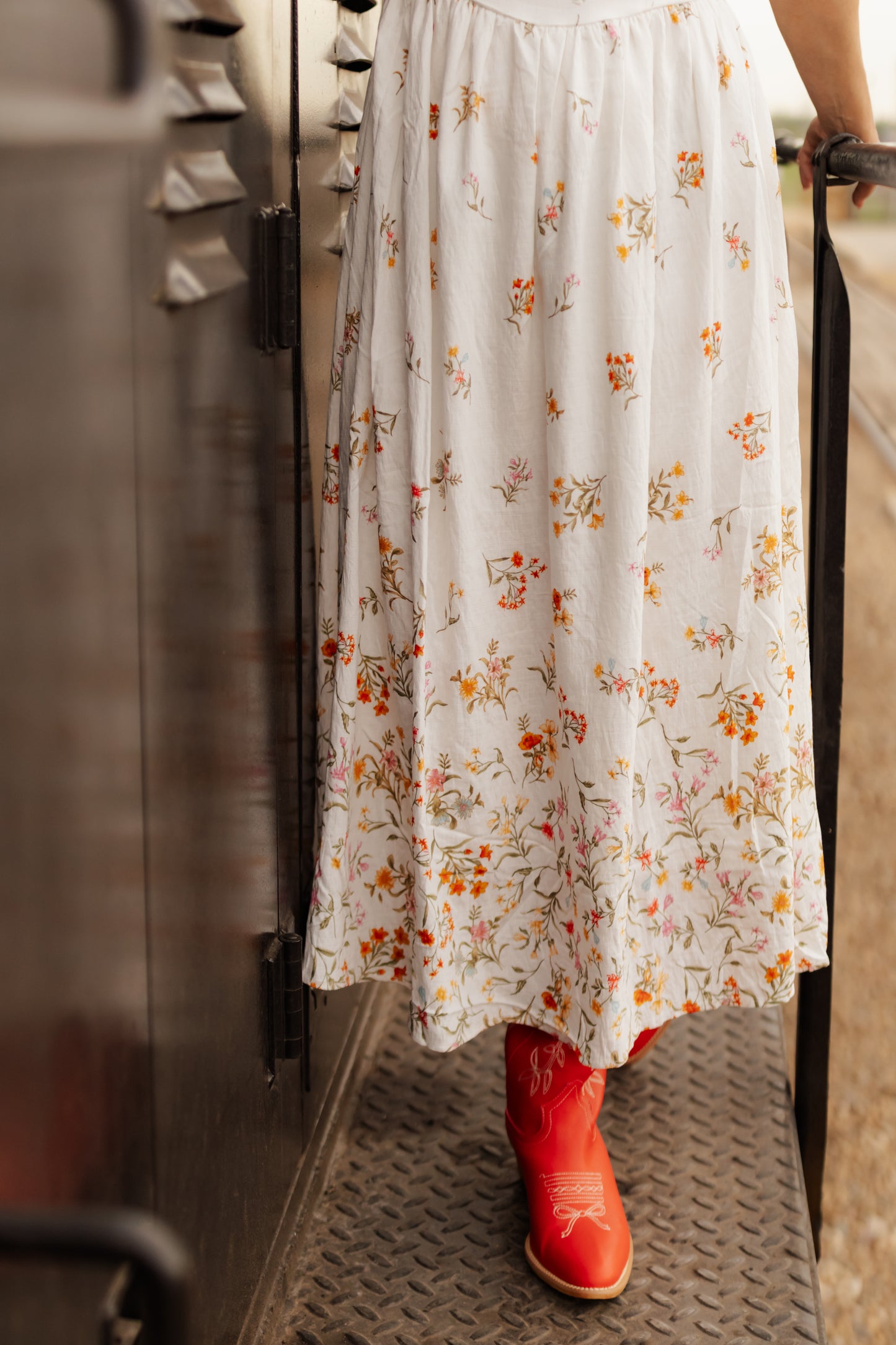 Jasmine Falling Floral Puff Sleeve Corset Midi Dress