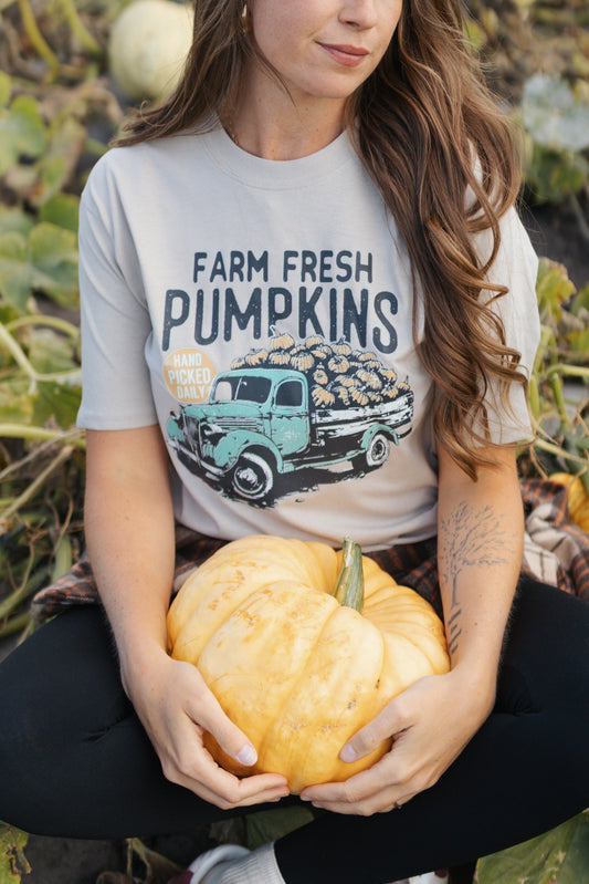 Graphic Tee- Farm Fresh Pumpkins