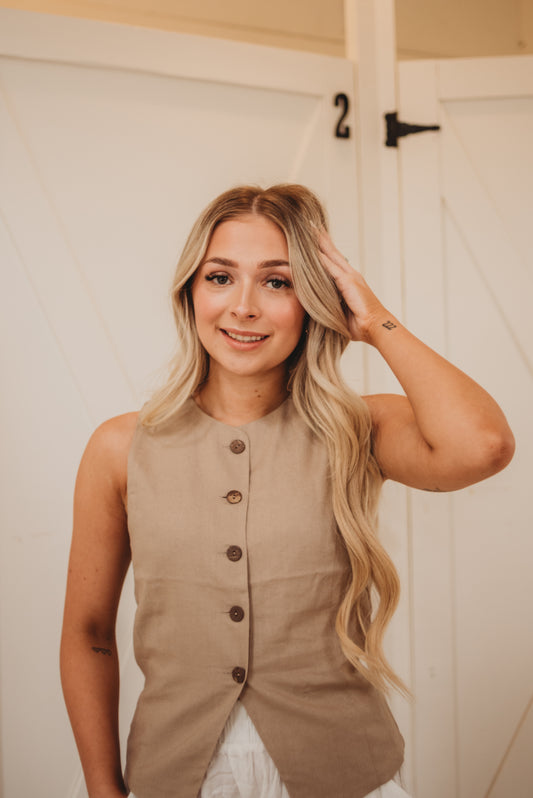 Jaclyn Linen Button Vest- Mocha