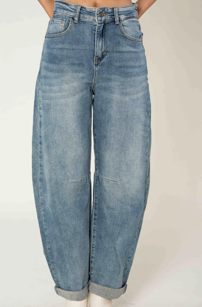 Cassidy Vintage Wash Barrel Jean