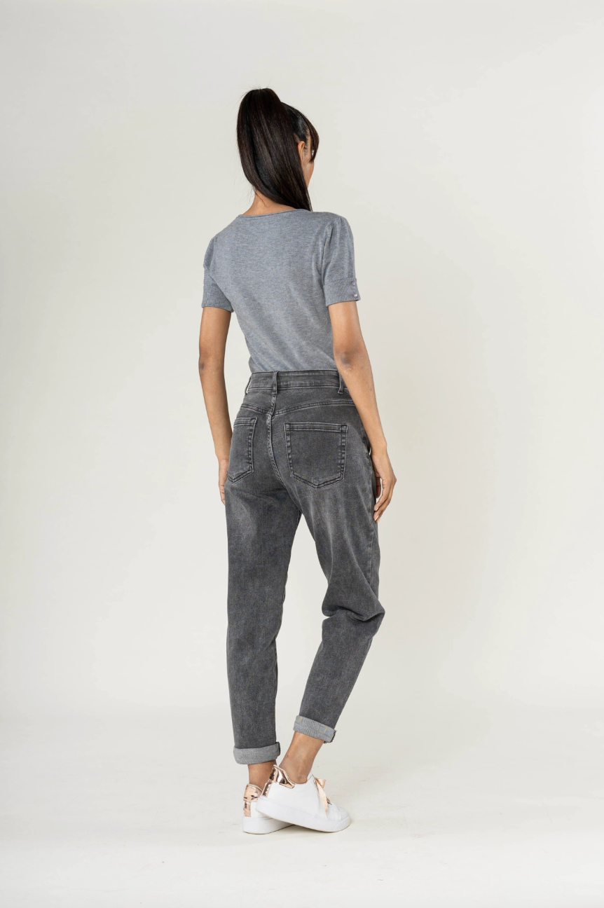 Annie Washed Grey Boyfriend Jean