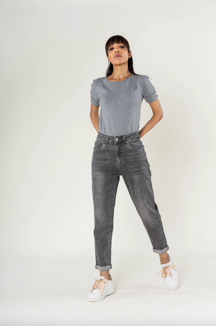Annie Washed Grey Boyfriend Jean