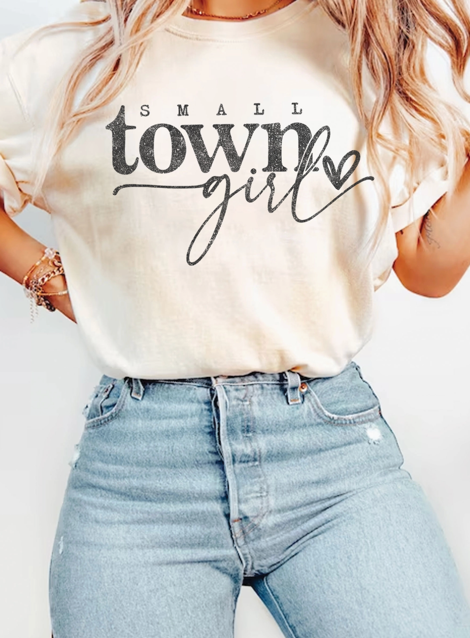 Graphic Tee - Small Town Girl