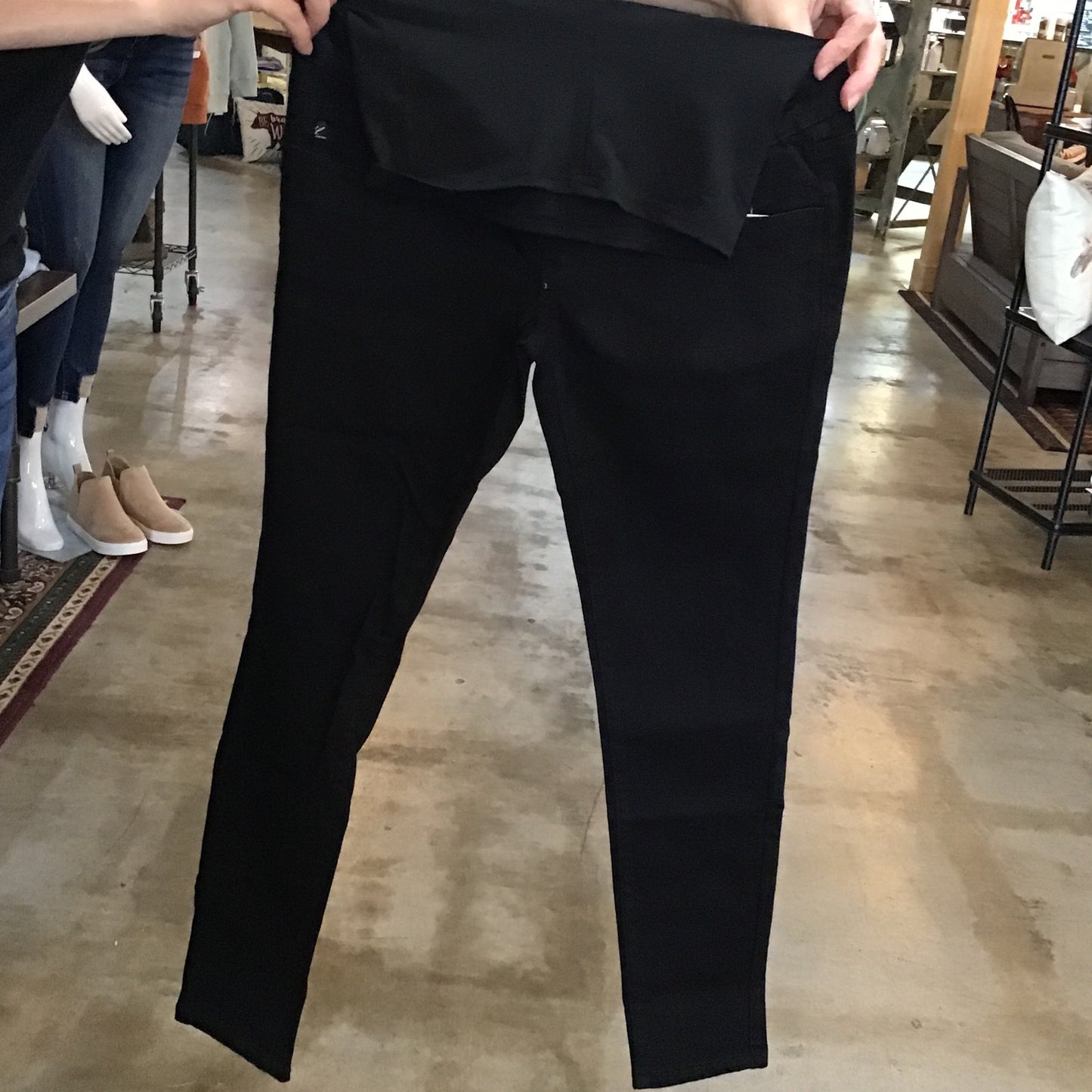Allie Solid Super Skinny - Maternity